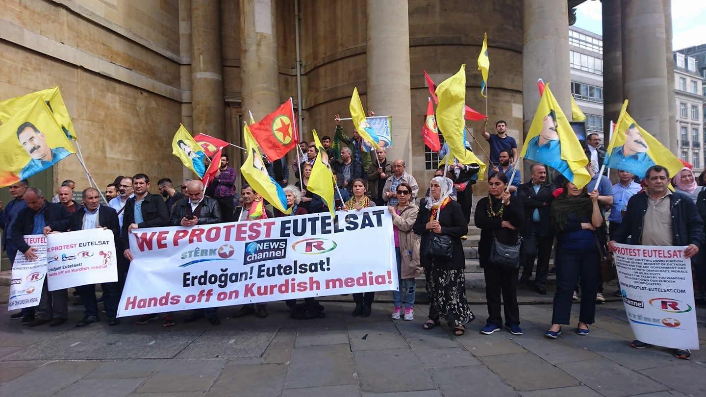 Eutelsat'in AKP ile kirli iliskilerine karşı Londra'da eylem
