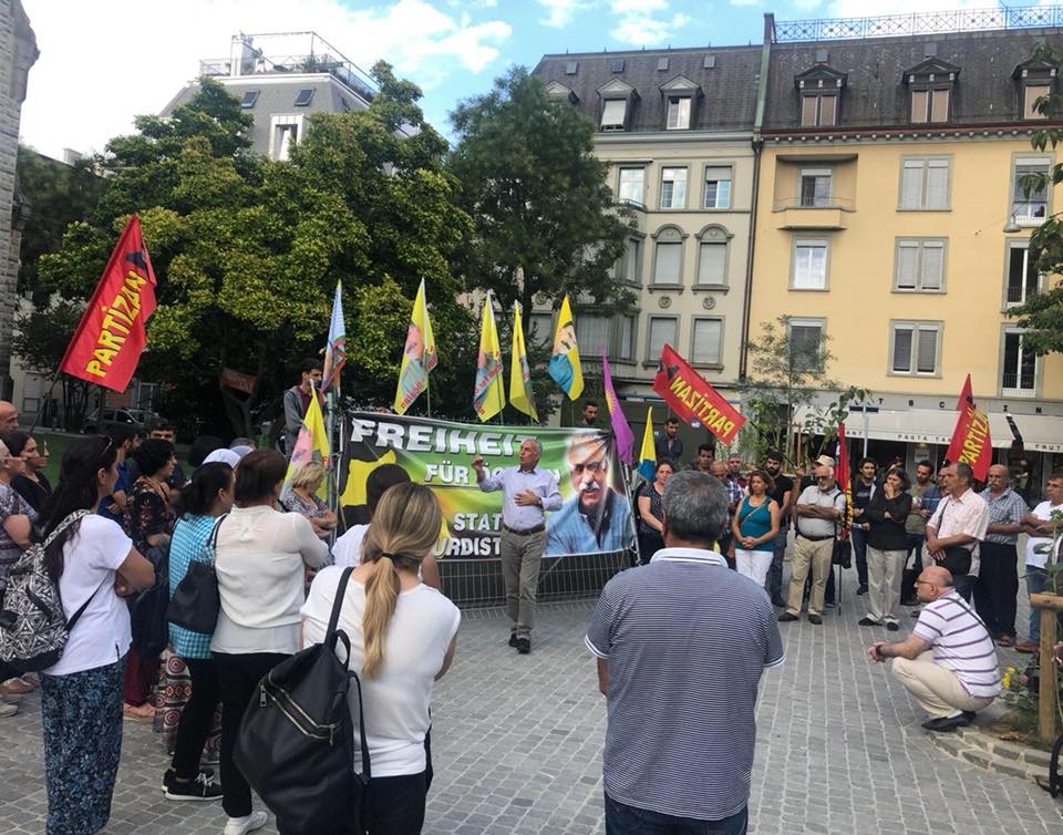 Zürih'te tecrite karşı çadır eylemi devam sonlandırıldı