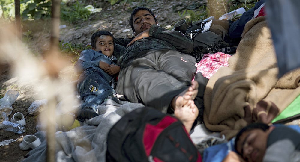 Yunanistan'da mülteci kampında çatışma: 1 kişi öldü, 8 kişi yaralandı