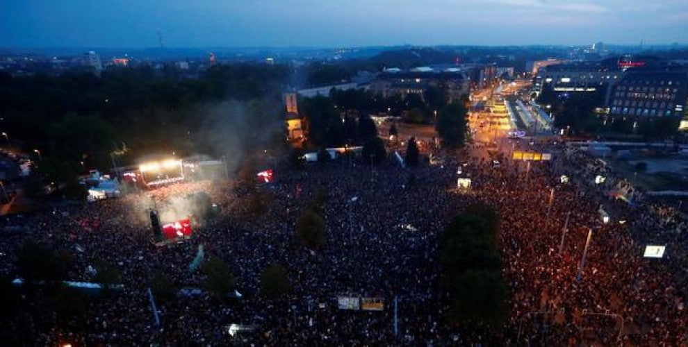 Almanya’da onbinlerin katıldığı ırkçılık karşıtı konser yapıldı
